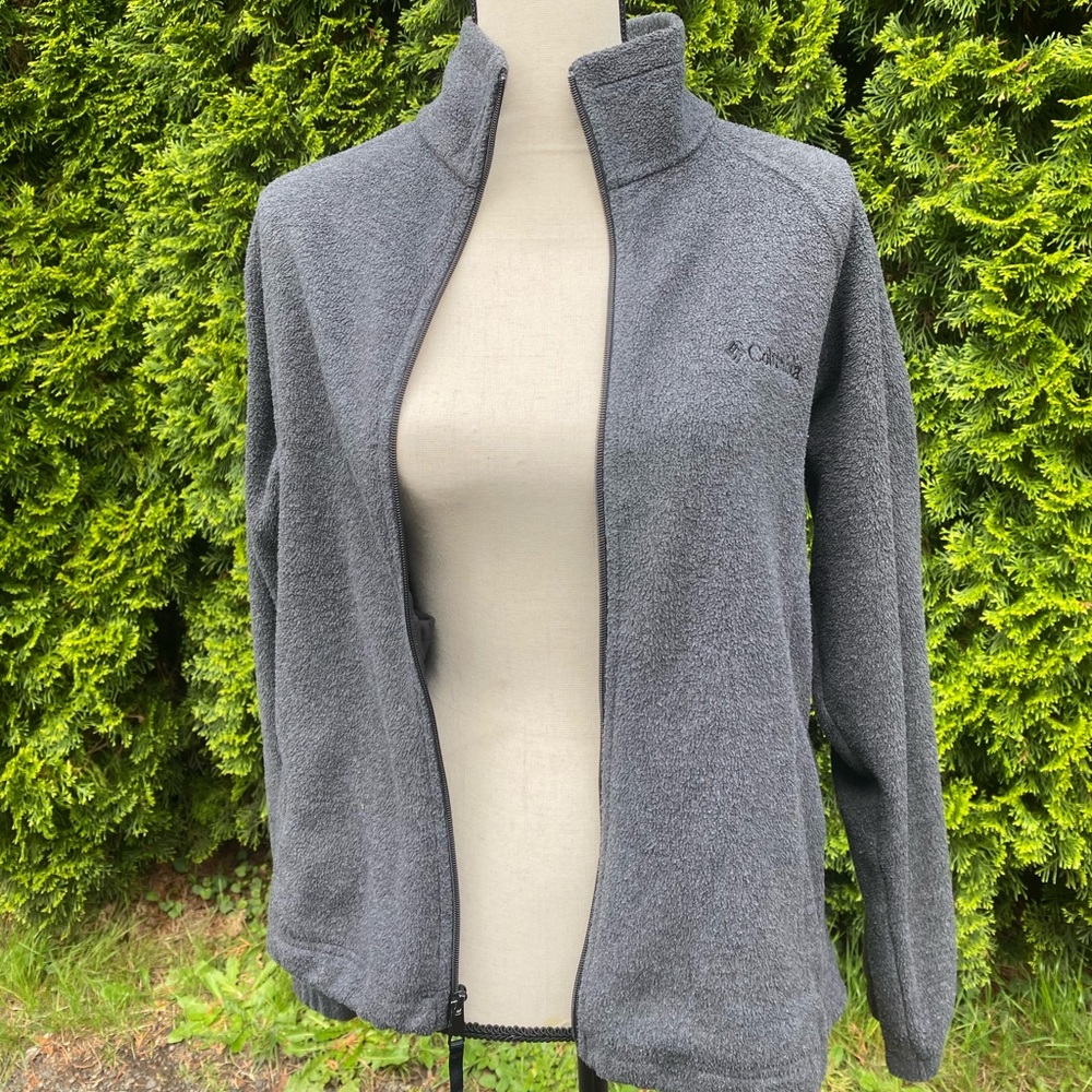 Grey fleece Columbia hoodie